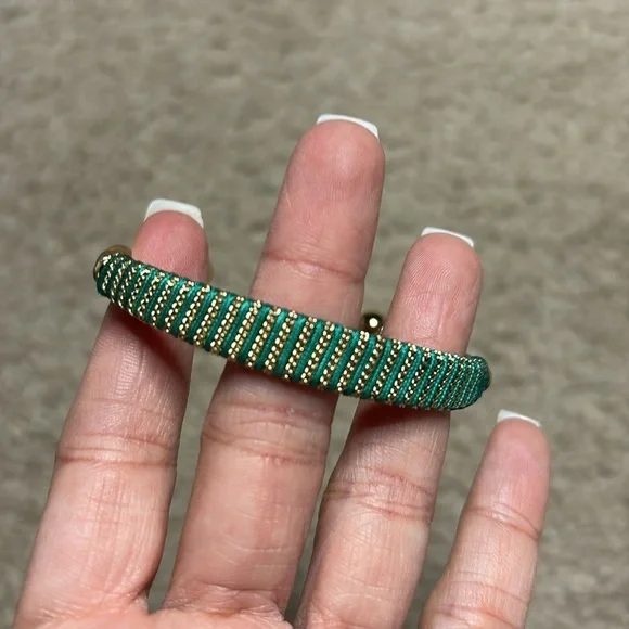 Elegant Gold and Green Cuff Bracelet - Picture 2 of 7